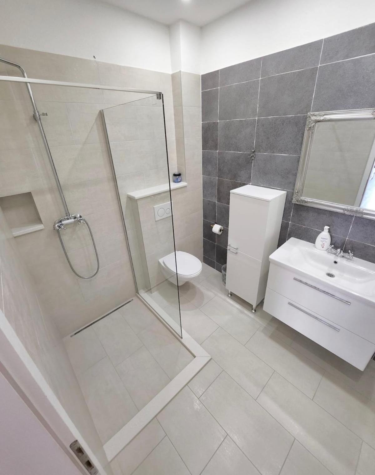 Talija Apartment *