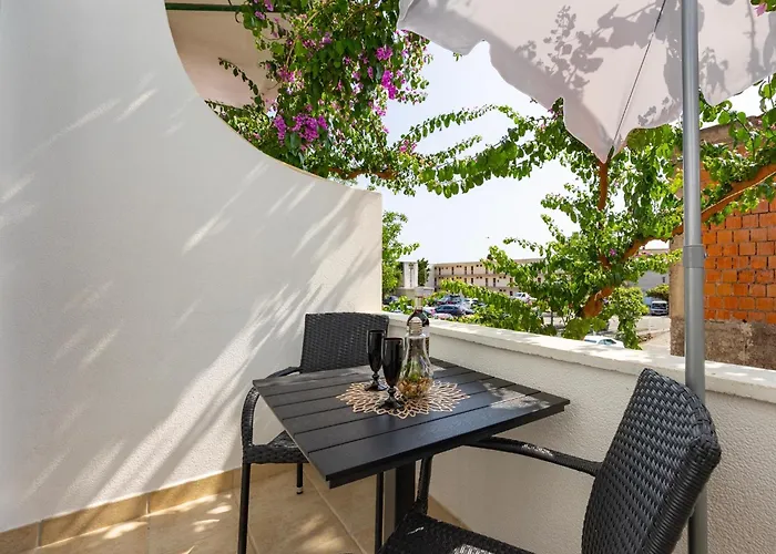 Apartments Talija Podgora