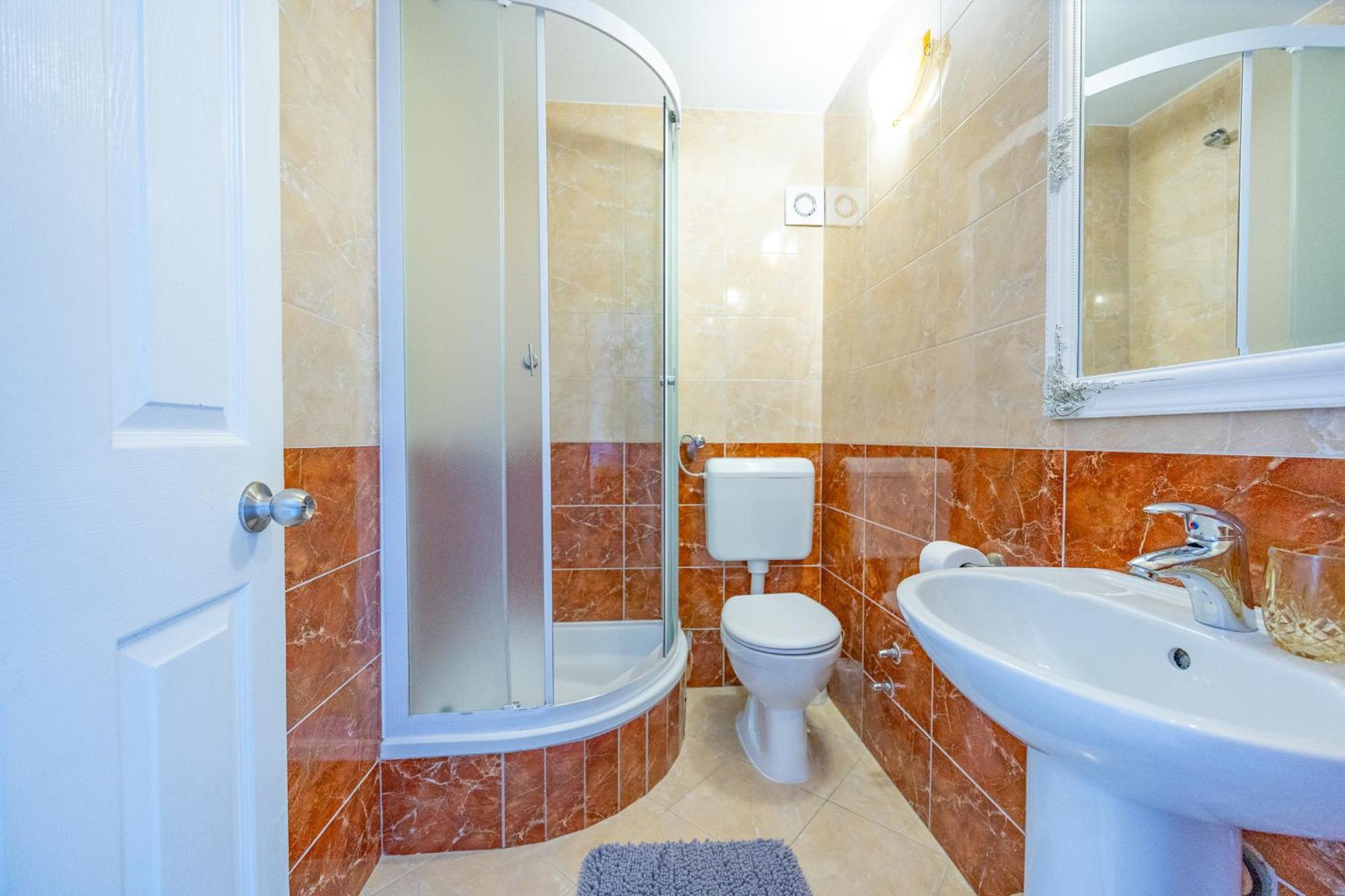 Talija * Podgora